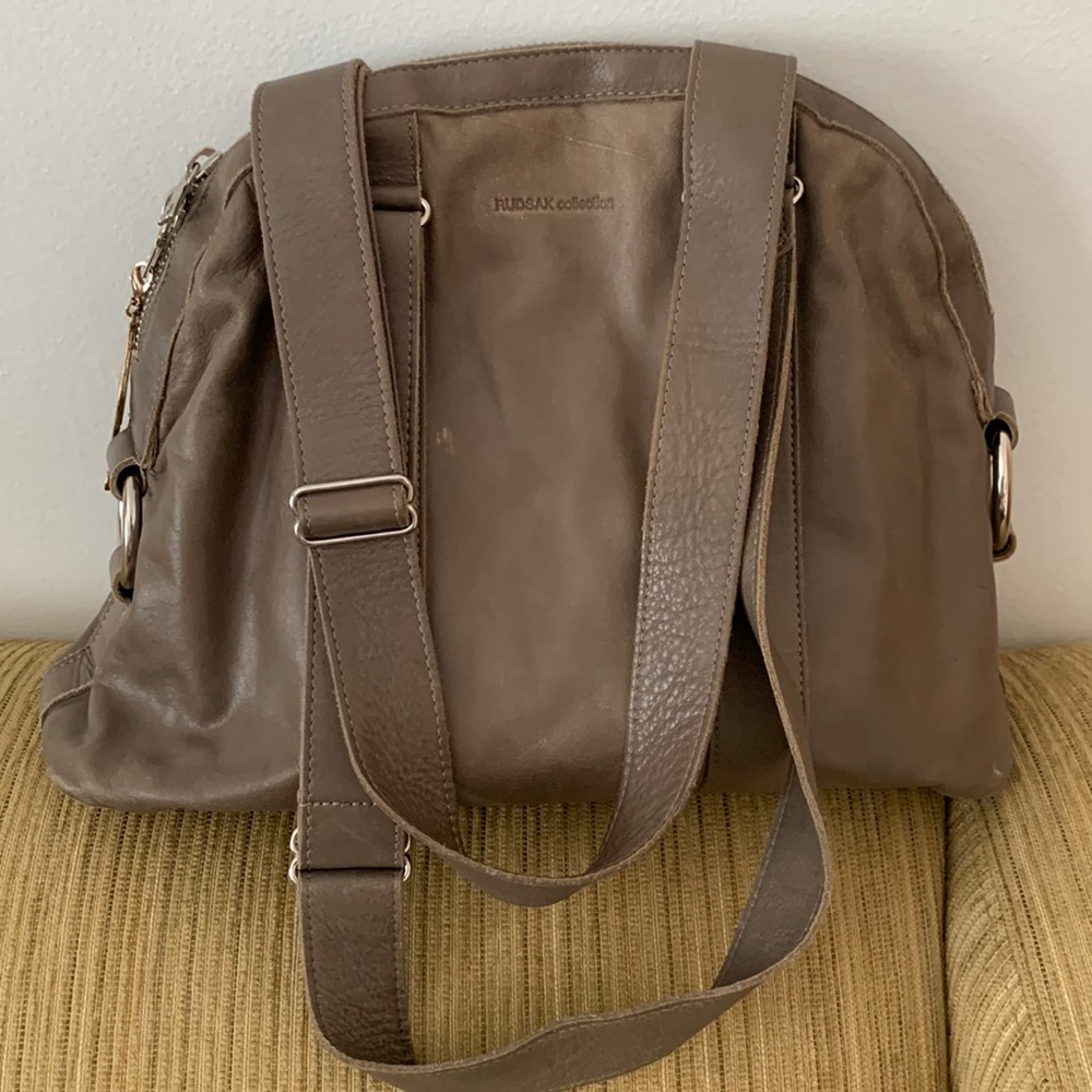 Women’s Rudsak hand bag. Excellent condition.